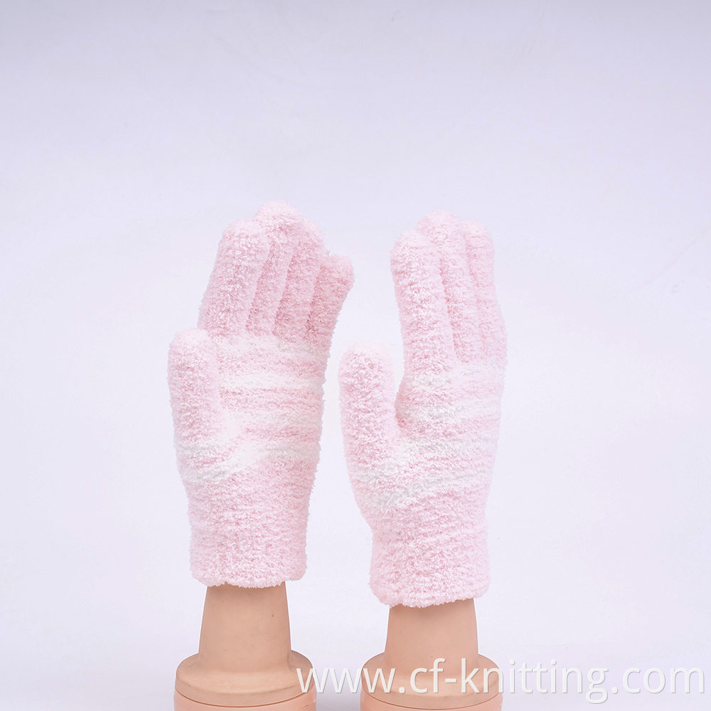 Cf S 0025 Knitted Gloves 2